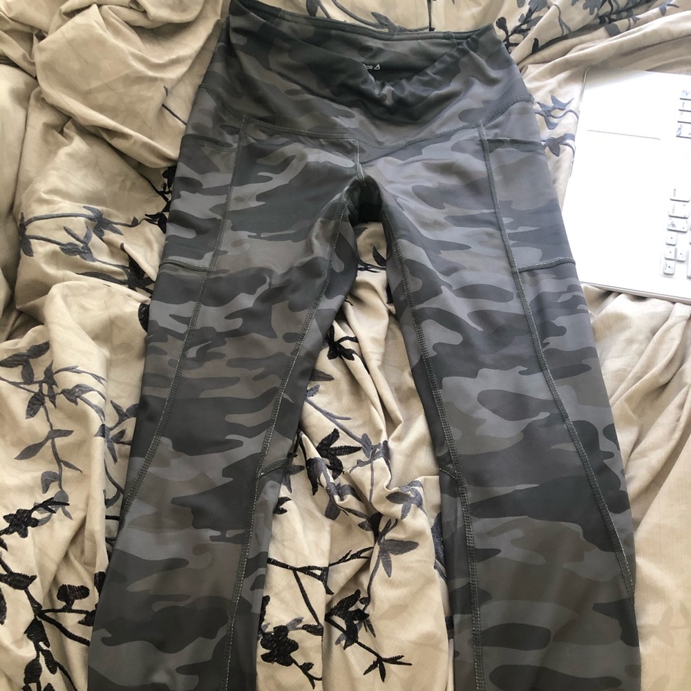 REEBOK workout leggings